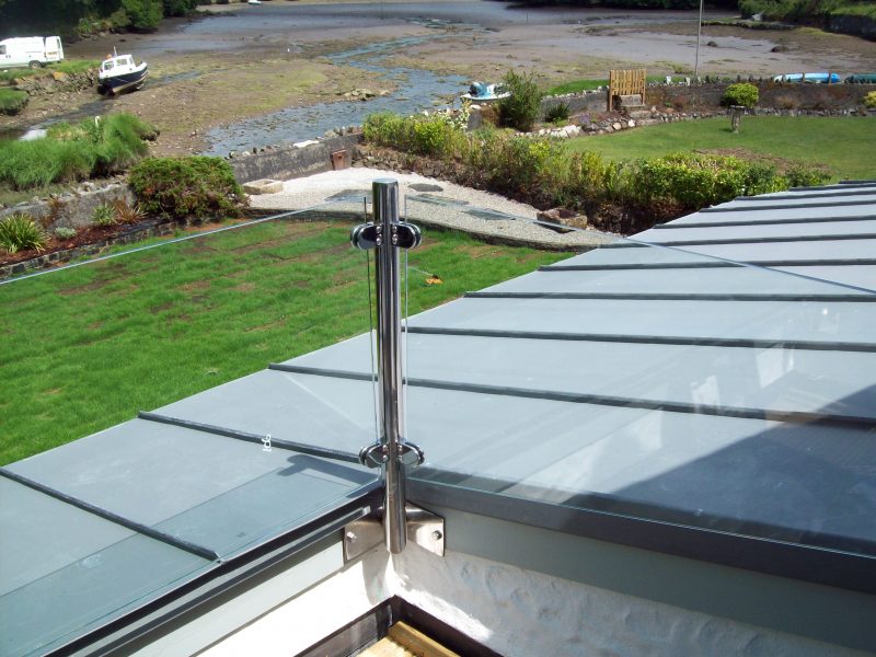 Cornwall Glass & Glazing ensures the glass, mirror and glazing in your