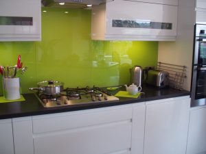 green kitchen glass splashback