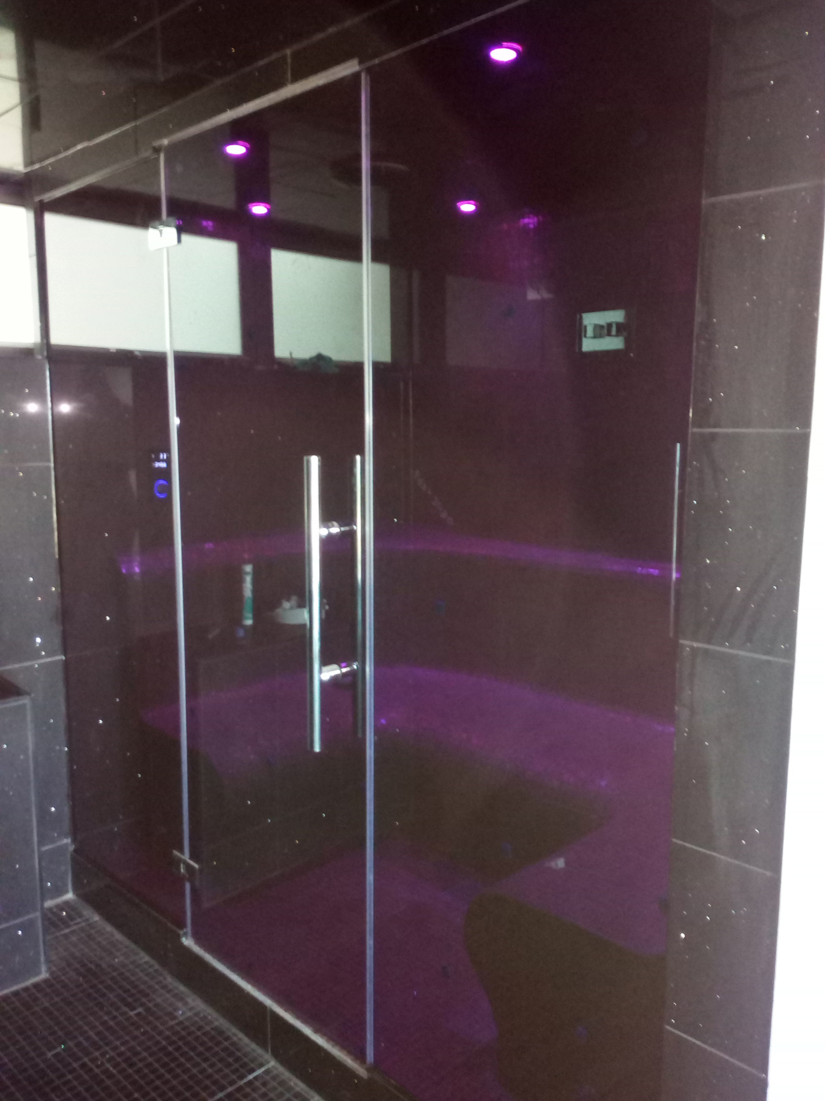 Torpoint 10mm TGH Grey Steam Room 2a